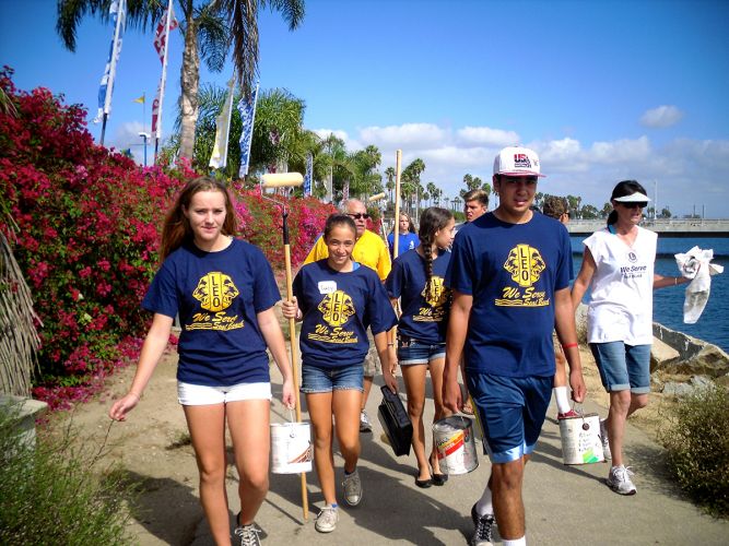 s2015-03-16-california-seal-beach-clean-up-service-project-leos-lions-02.jpg